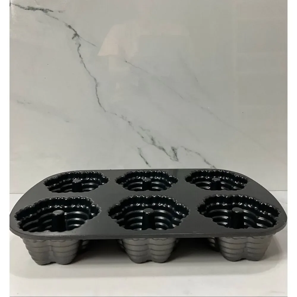 NORDIC WARE Festival Muffin Pan
